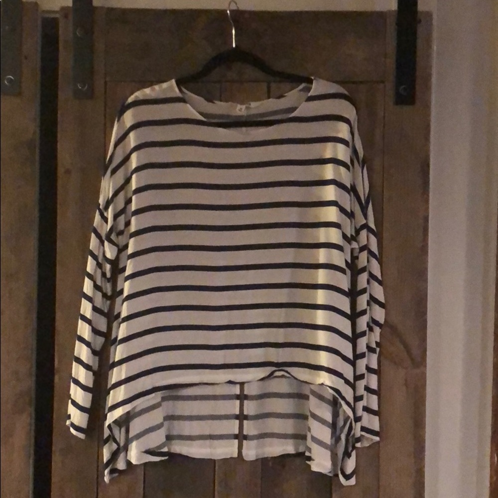 Slit back flowy striped top